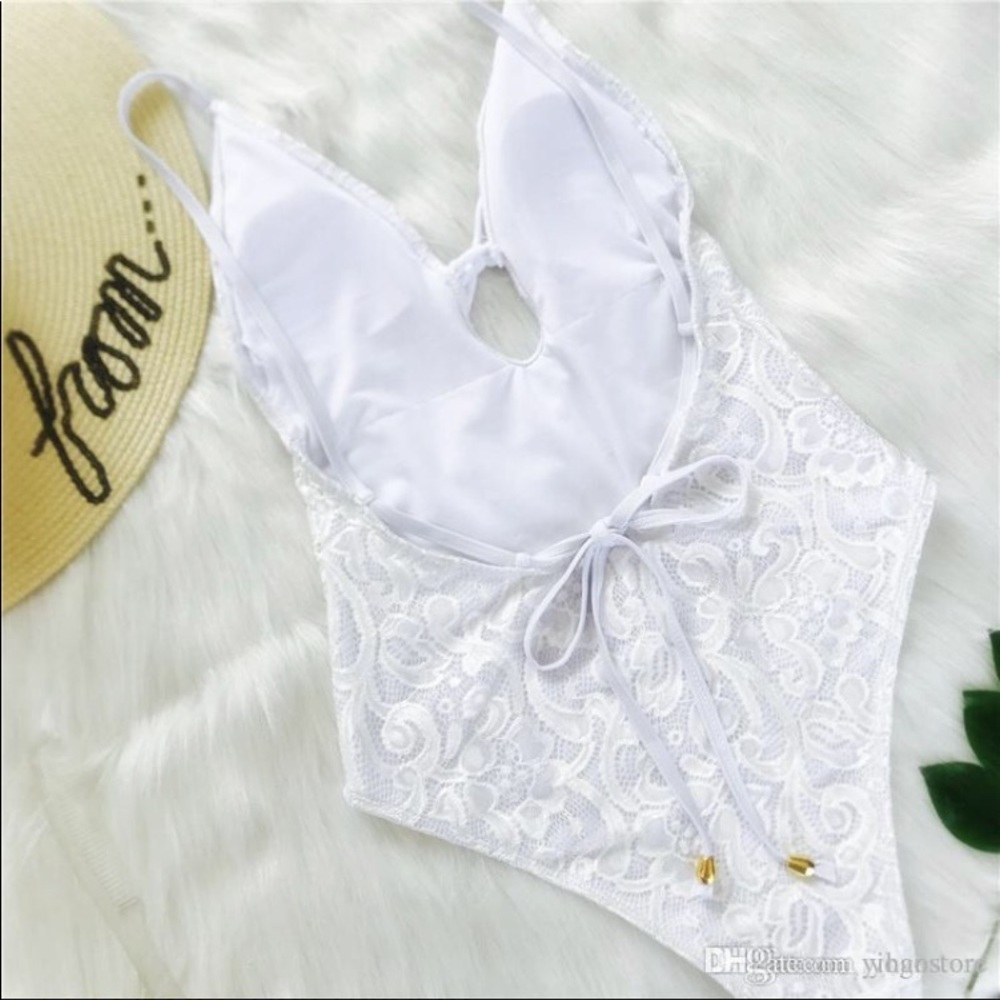 White one piece swim suit - Picture 7 of 8
